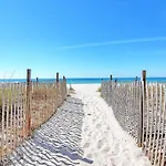 Long Beach Resort Tower I 900